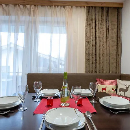 Luxurious With Sauna And Beautiful View Near Zell Am See 아파트 *